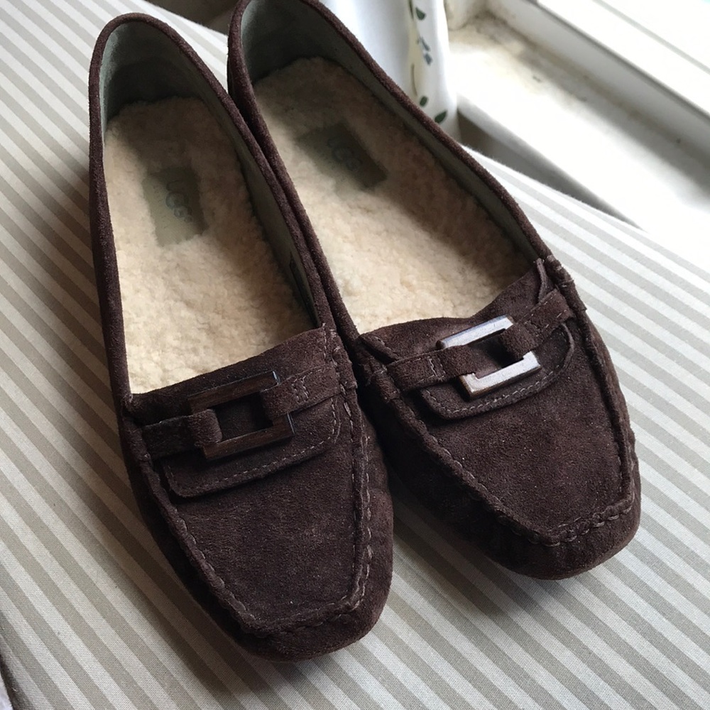 UGG loafer size 9